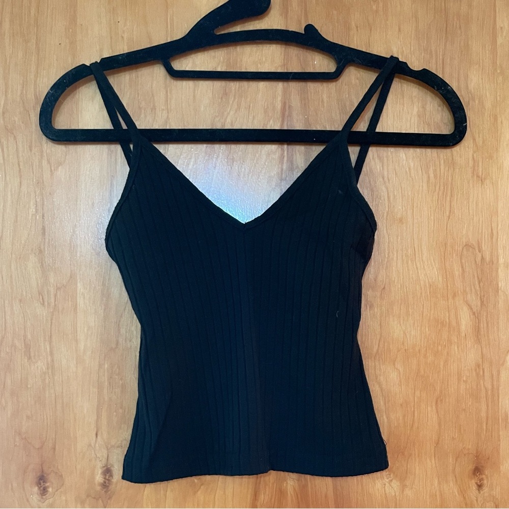 Brandy Melville Black V-Neck Crop Tank Top